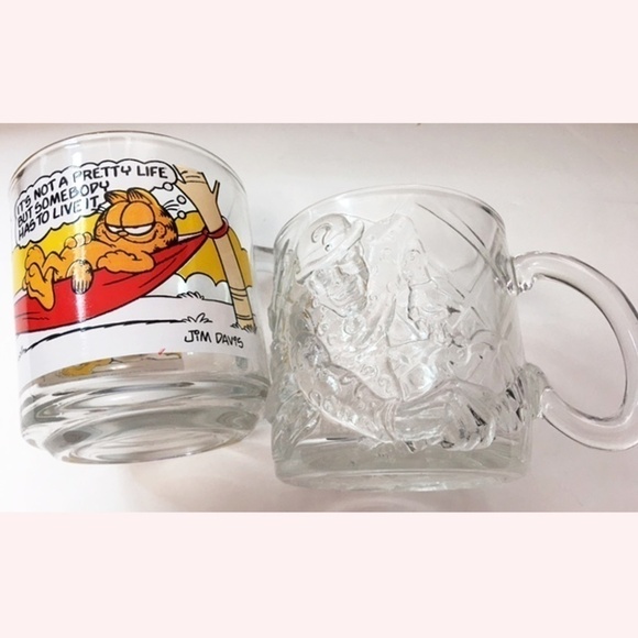 Two 2 X McDonalds Vintage Collector Mugs Riddler and Garfield - Picture 3 of 12